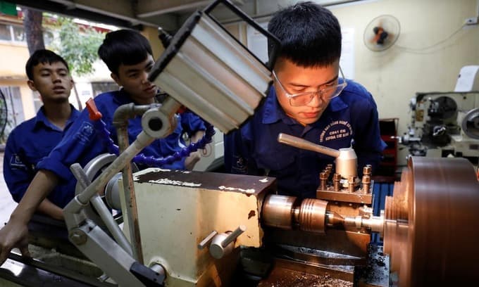 Vietnam aims to repeat 6.8 pct GDP growth in 2020