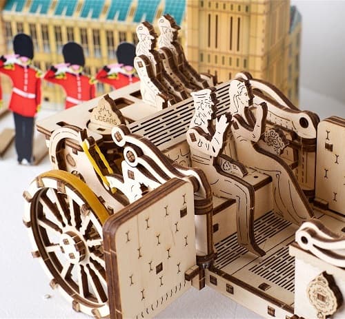 Jigsaw puzzles are fun way to learn interesting things