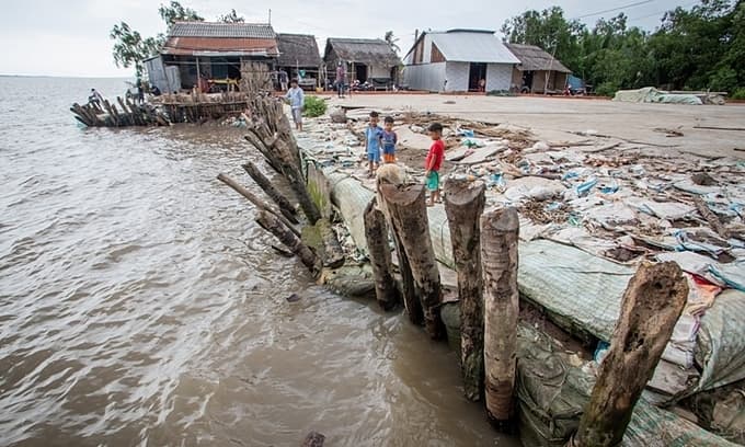 Vietnam needs to act in Mekong Delta as land sinking, seas rising: experts