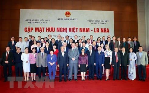 Vietnam – Russia friendship gathering held in Hanoi
