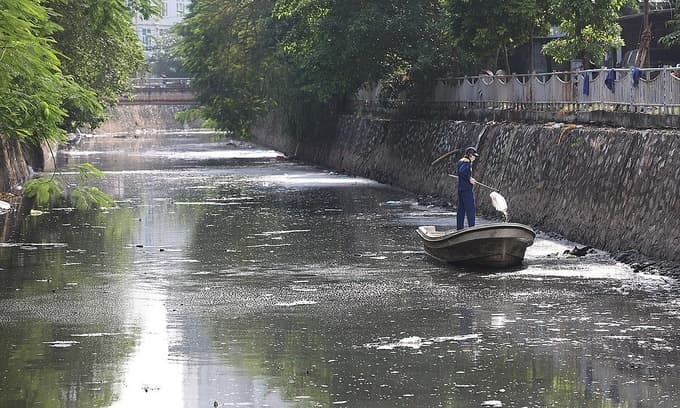 Hanoi plans to flush To Lich River with Red River
