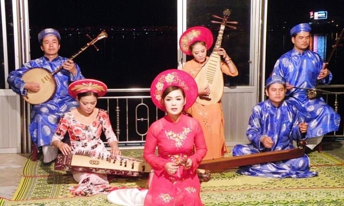 Hue to seek UNESCO recognition for folk singing