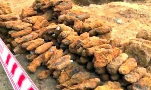 352 unexploded mortar shells, grenades found in southern Vietnam