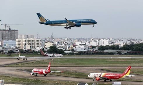 More airlines join market, create infrastructure bottlenecks