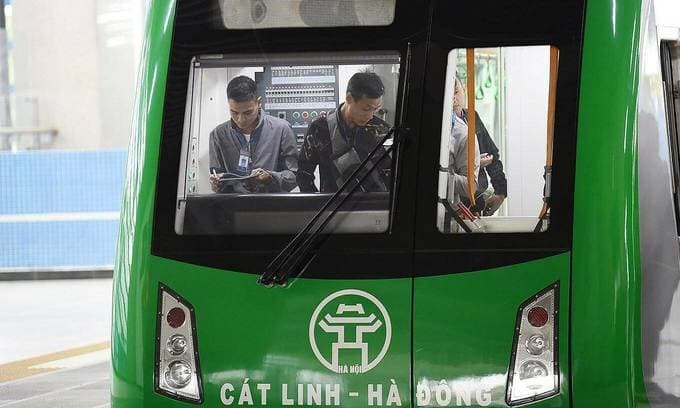Staff quitting Hanoi metro line are low-skilled workers, company claims