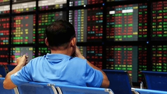 Bourse records steepest session decline in 3 months