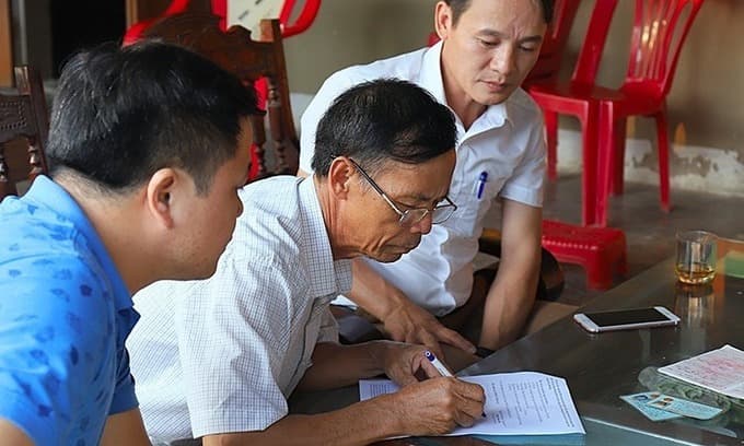 Vietnam offers loans for families to get UK tragedy victims home