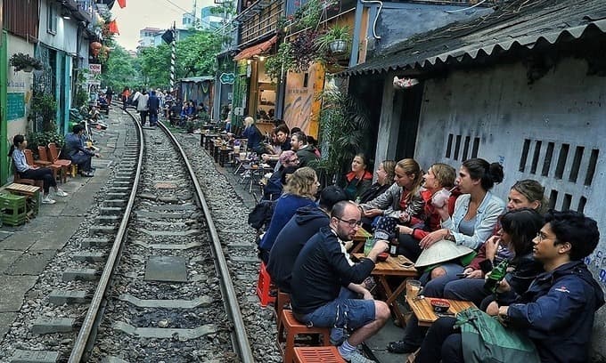 Transport ministry wants Hanoi Train Street closed forever