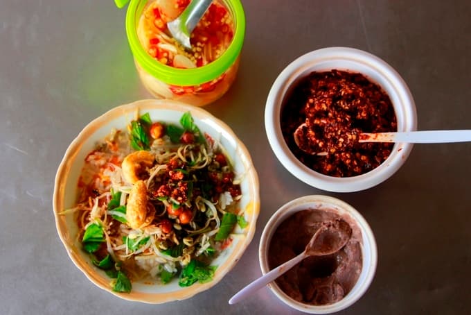 Feast on a fiver: Hue less than 50 cents