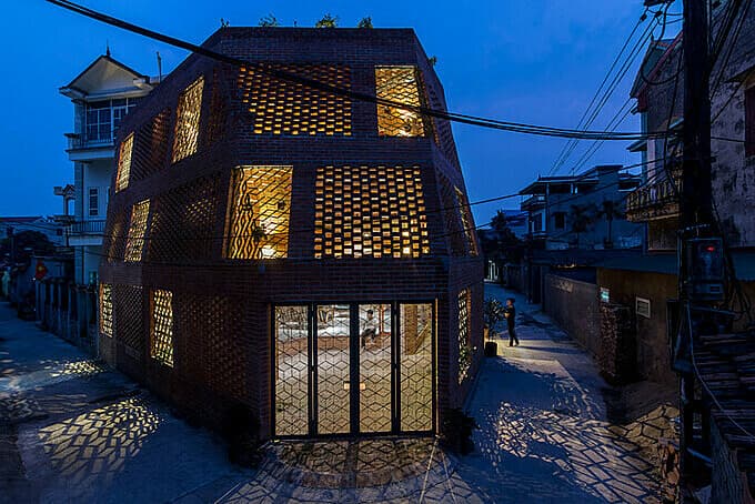 Hanoi Brick Cave blurs boundaries to remain connected