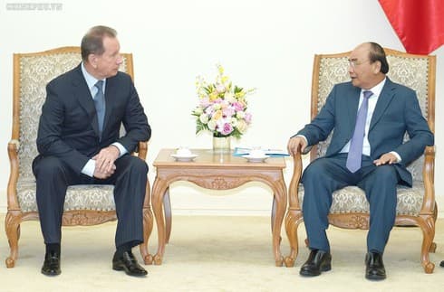 PM Phuc receives Director of Russia’s National Guard