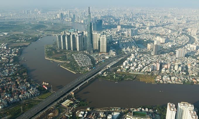 HCMC should keep one-third of budget revenues for itself: chairman