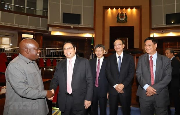 Vietnam, Tanzania aim to forge cooperation across spheres