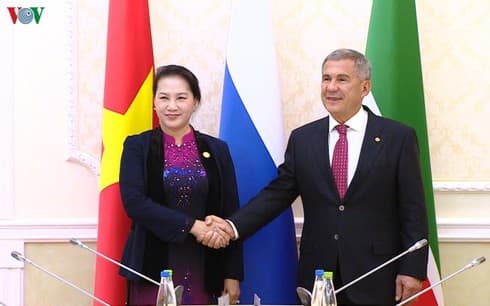 Vietnamese NA leader meets with President of Russia’s Tatarstan