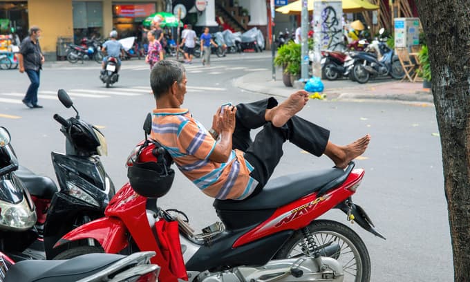 Vietnam streams ahead of neighbors in mobile video experience: report
