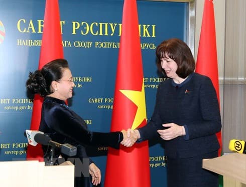 Vietnamese, Belarusian parliaments pledge support for stronger ties