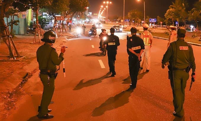 Da Nang police to remove language barrier, better respond to foreign violators