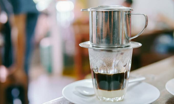 Saigonese prefer going out for non-alcoholic drinks: report