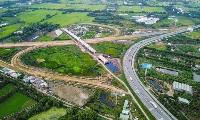 Long-delayed key southern expressway exits financial bottleneck
