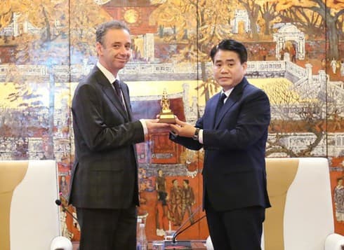 Hanoi steps up cooperation with Ireland’s localities
