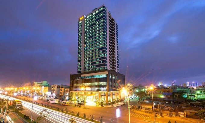 Leading hospitality chain sues Da Nang authorities over demolition order