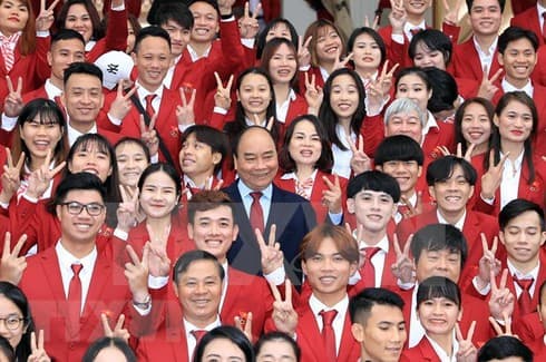 PM hails efforts of Vietnam sports delegation at SEA Games 30