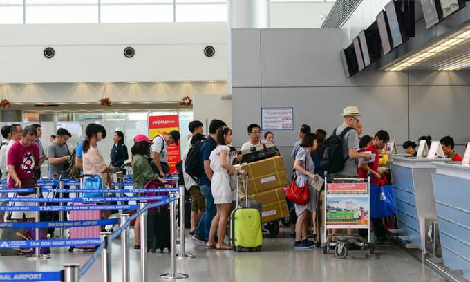 Vietnam air travel demand surges 12 pct