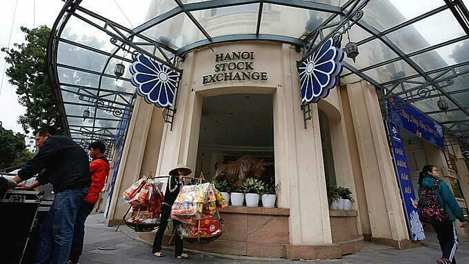 Foreign investors remain net buyers on stock market