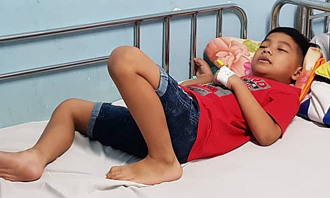 101 hospitalized during school trip with food poisoning