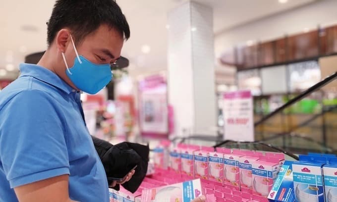 Coronavirus fears spur sales of face masks