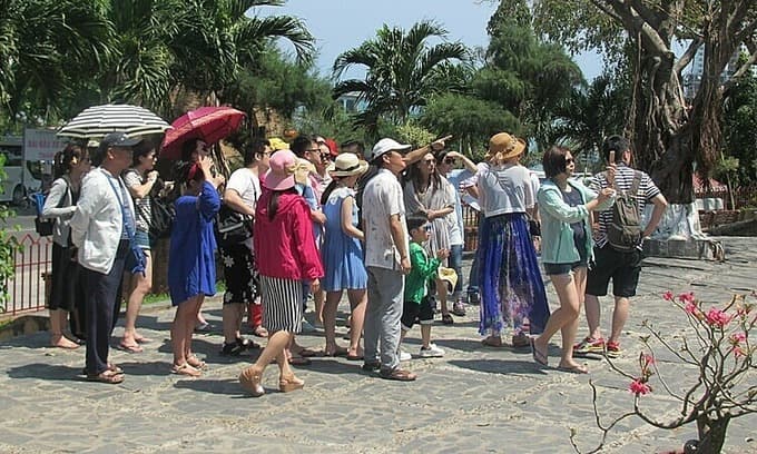 Vietnam stems tourist flow from China’s new coronavirus-stricken areas