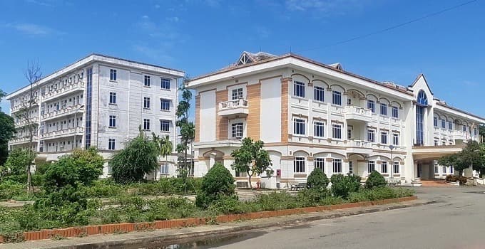 Vietnam province to quarantine 300 Chinese workers