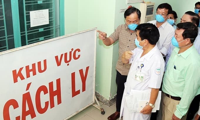 PM orders 14-day quarantine for everyone entering Vietnam from China
