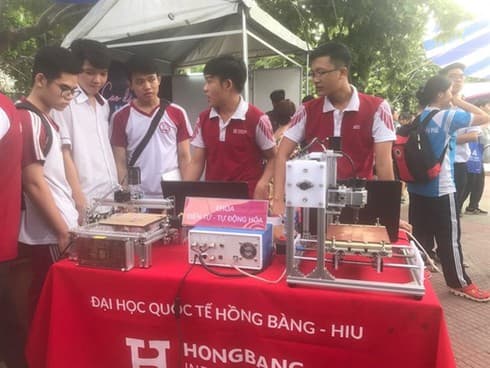 Universities launch new majors to meet labour trends