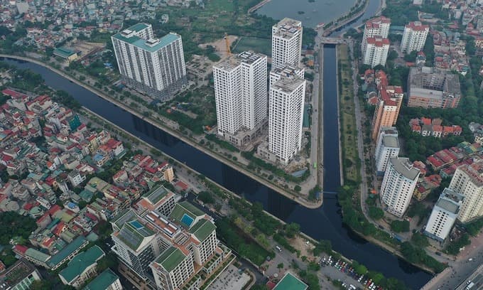 Hanoi plans sewer system under polluted To Lich River