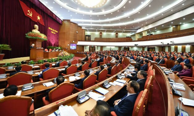 Vietnam introduces more ‘specific, quantified’ criteria for top officials