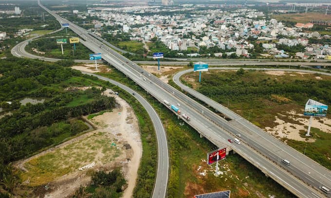 Vietnam to build $400 mln Vung Tau expressway