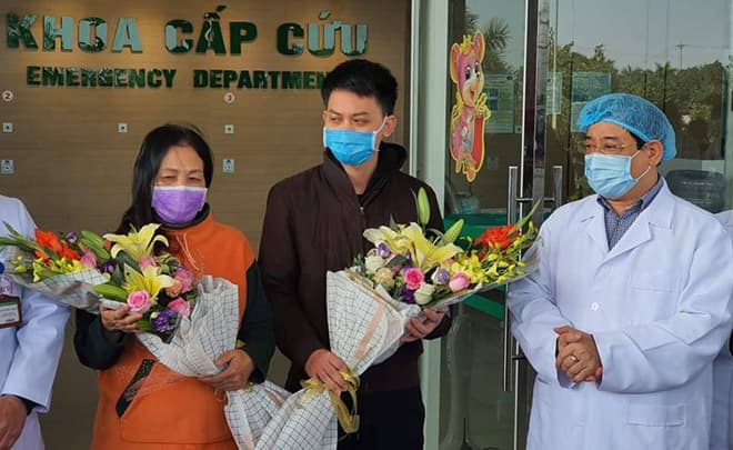 Two more patients discharged in Vietnam's coronavirus hub