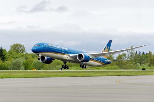 Vietnam Airlines uses wide-bodied aircraft on Hanoi-HCM City route
