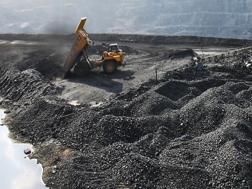 State-run mining firm to divest from Nghe An-based company
