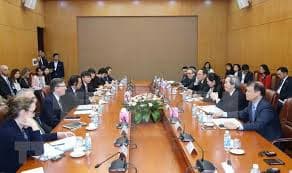 Party official hosts US-ASEAN Business Council delegation