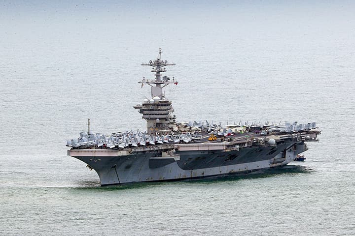 US aircraft carrier visiting Vietnam is armed to the teeth