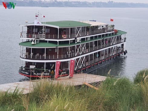 British tourist with COVID-19 stops at several places in Tien Giang