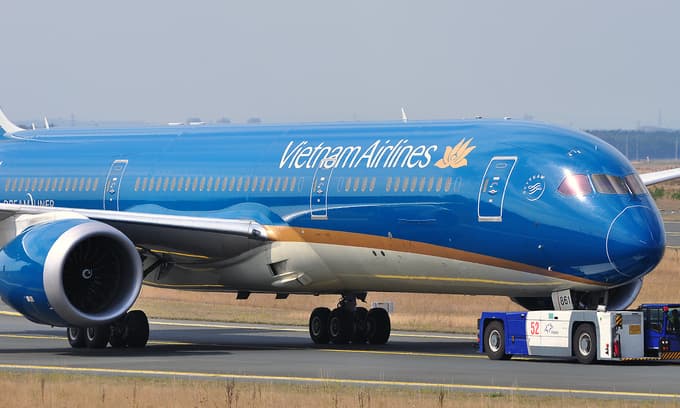 Vietnam Airlines to suspend all international flights until April 30