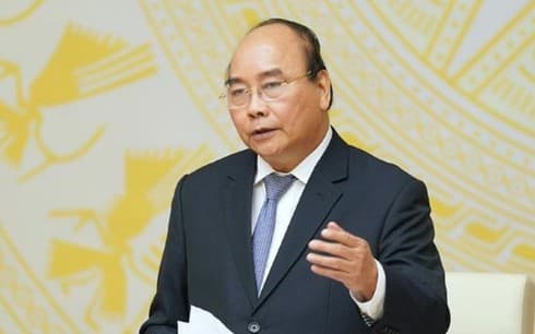 PM Phuc shares losses caused by COVID-19 with Japan