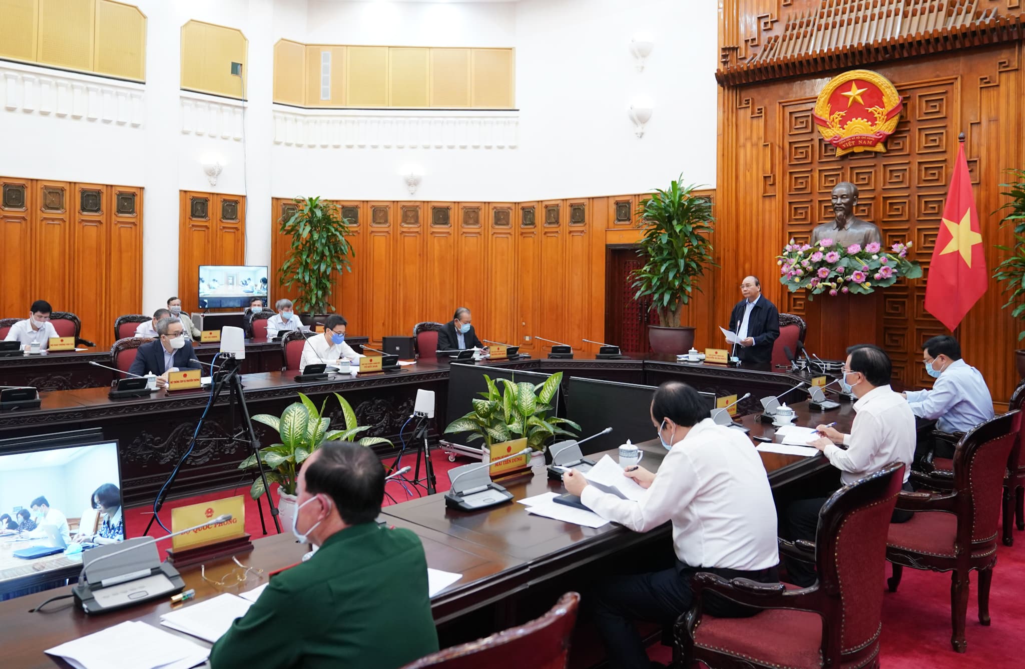 Gov’t reviews implementation of revised Law on Planning
