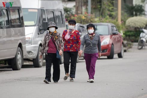 COVID-19: Vietnam faces high risk of community infection