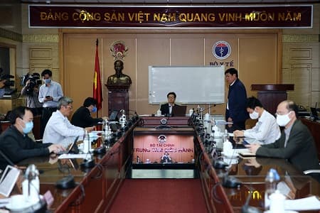 People encouraged to strictly comply with social distancing measure