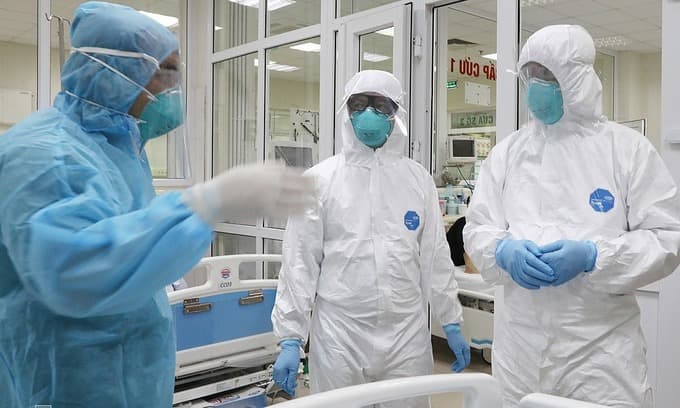 50 pct of active patients in Vietnam test Covid-19 negative