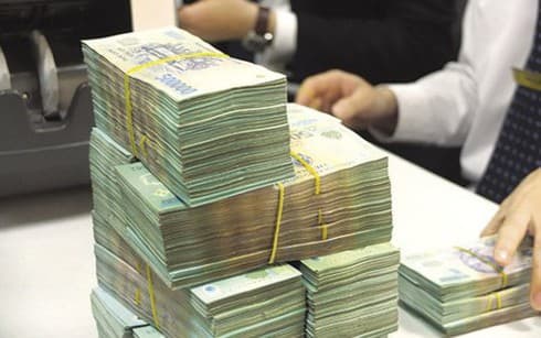 Hanoi poised to cut regular spending by 5% to combat epidemic